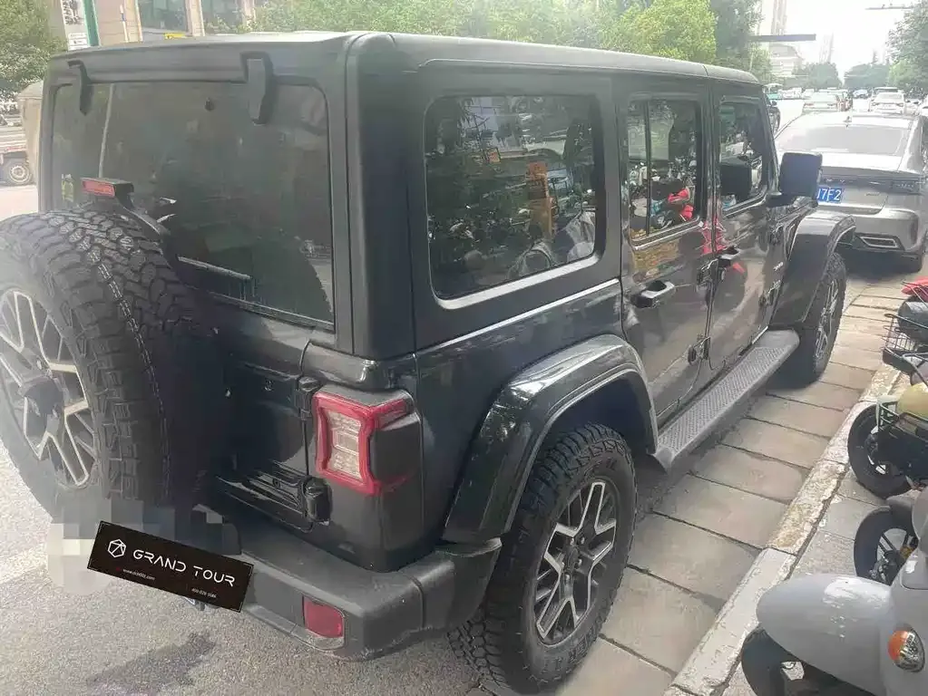 Jeep Wrangler — фото 3