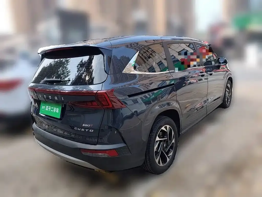 Hyundai Custo — фото 3