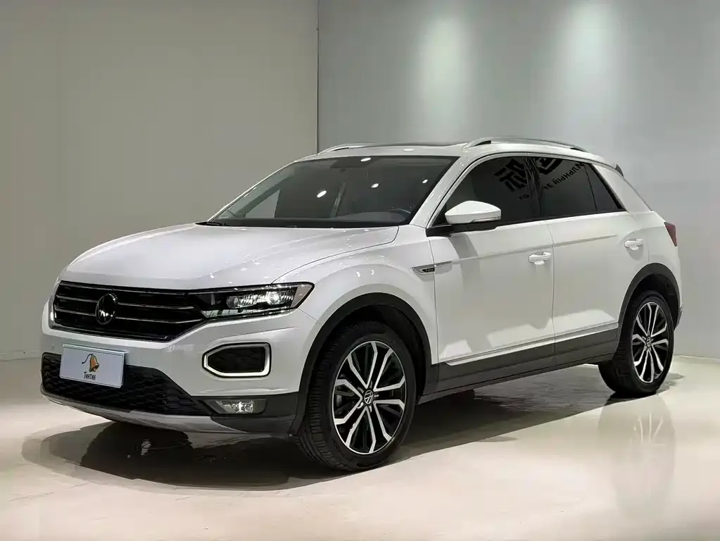 Volkswagen T-Roc — фото 1