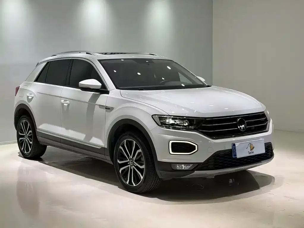 Volkswagen T-Roc — фото 8