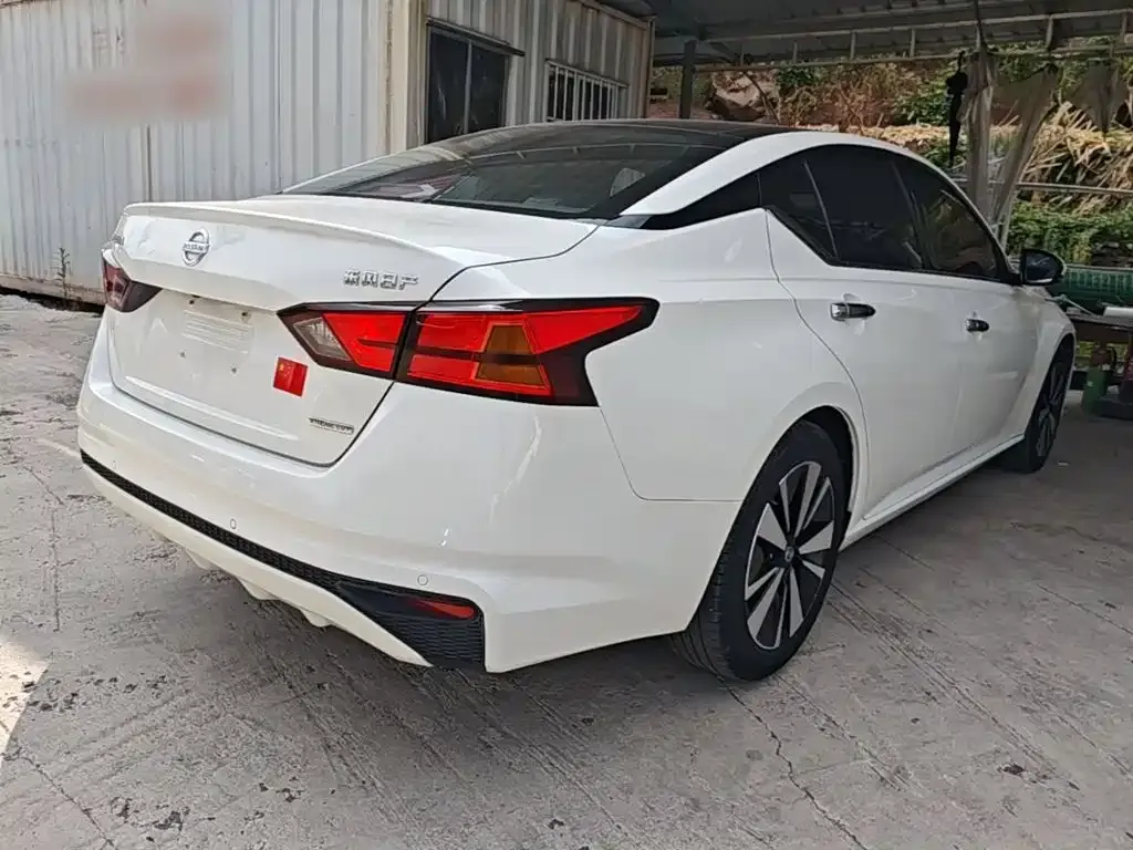 Nissan Teana — фото 7