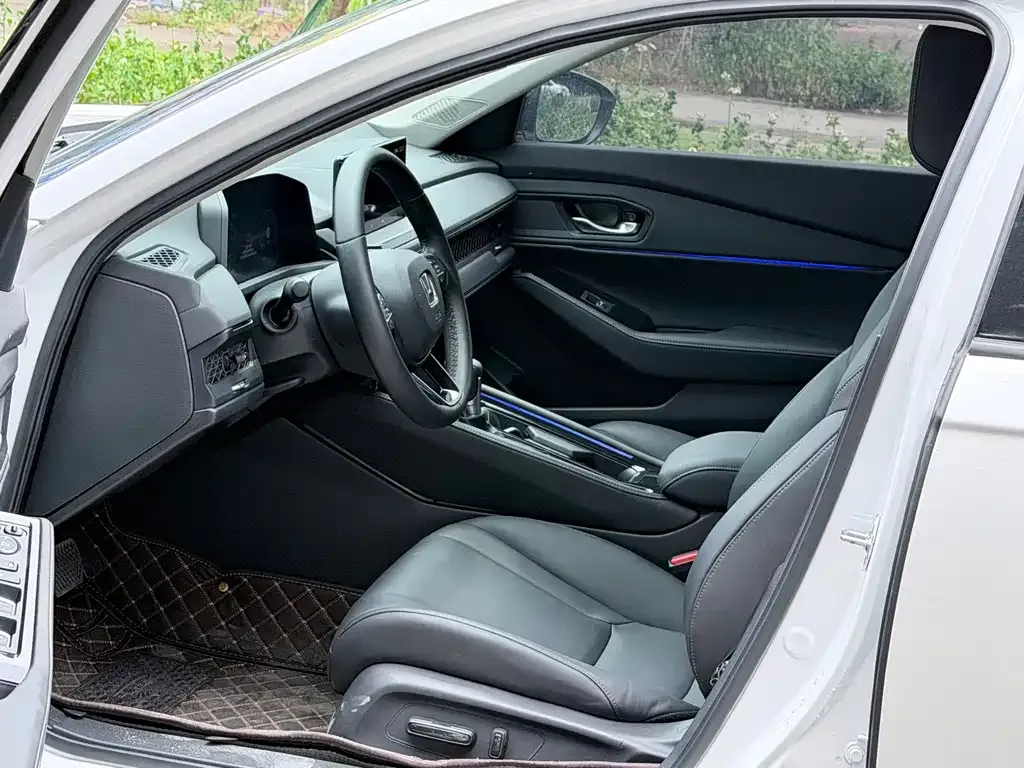 Honda Accord — фото 5