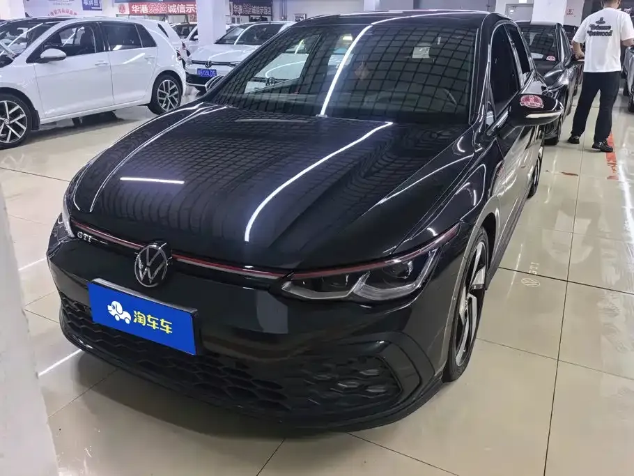 Volkswagen Golf GTI — фото 6