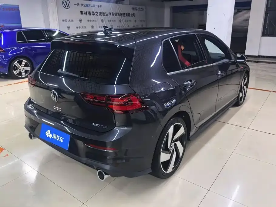 Volkswagen Golf GTI — фото 7