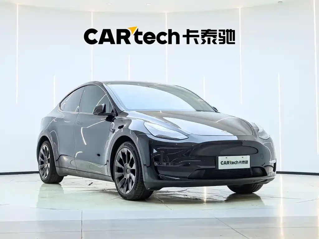 Tesla Model Y — фото 7