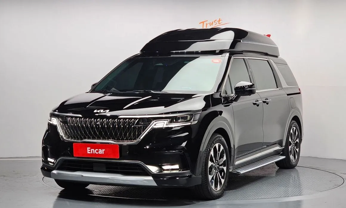 Kia Carnival — фото 1