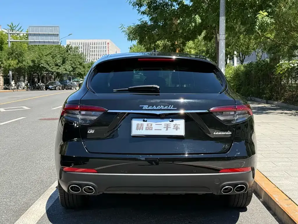 Maserati Levante — фото 2