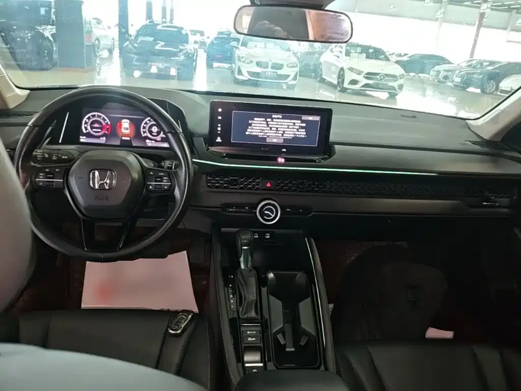 Honda Accord — фото 2