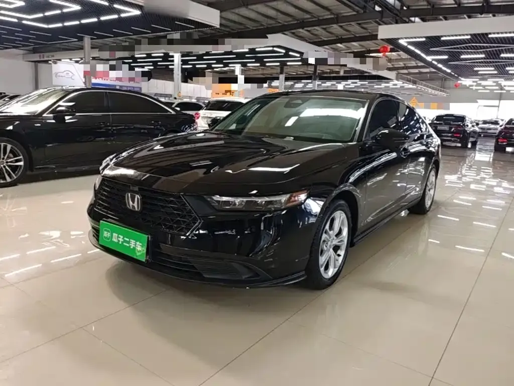 Honda Accord — фото 9