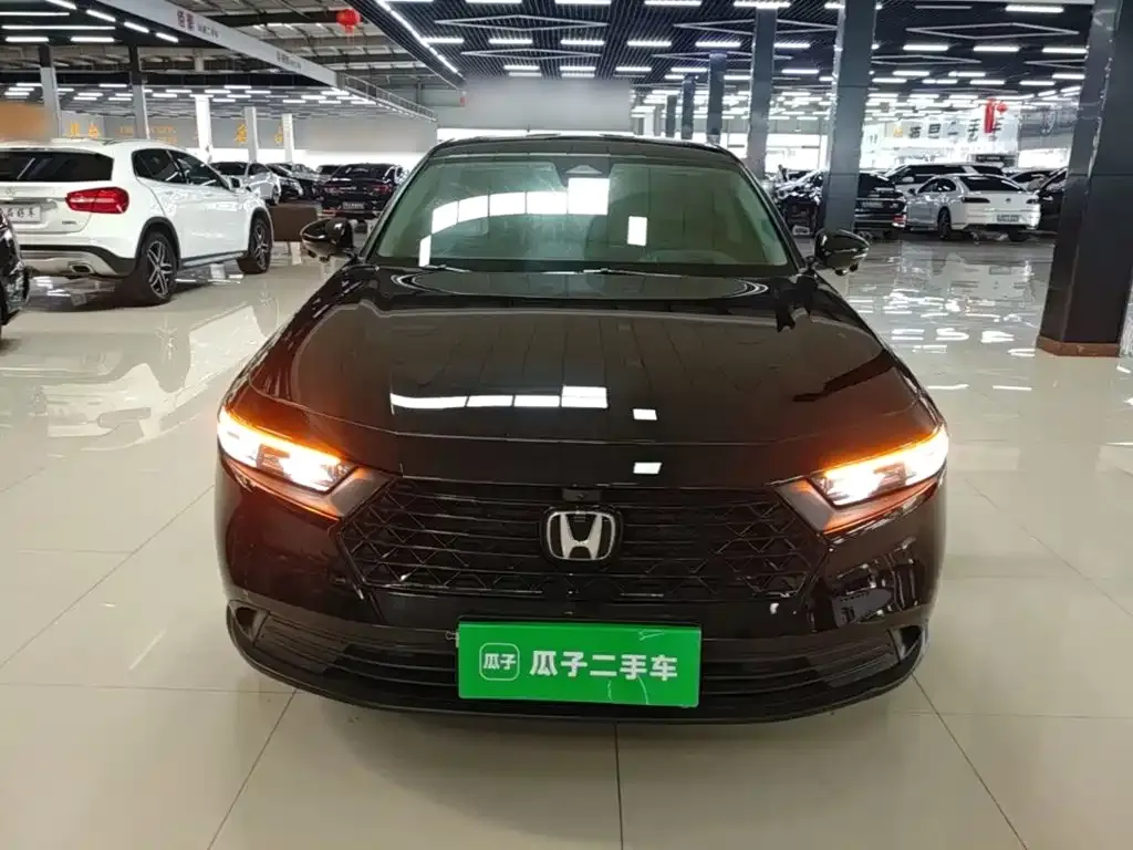Honda Accord — фото 3
