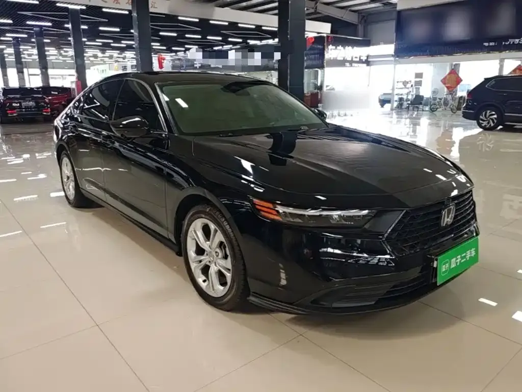 Honda Accord — фото 10