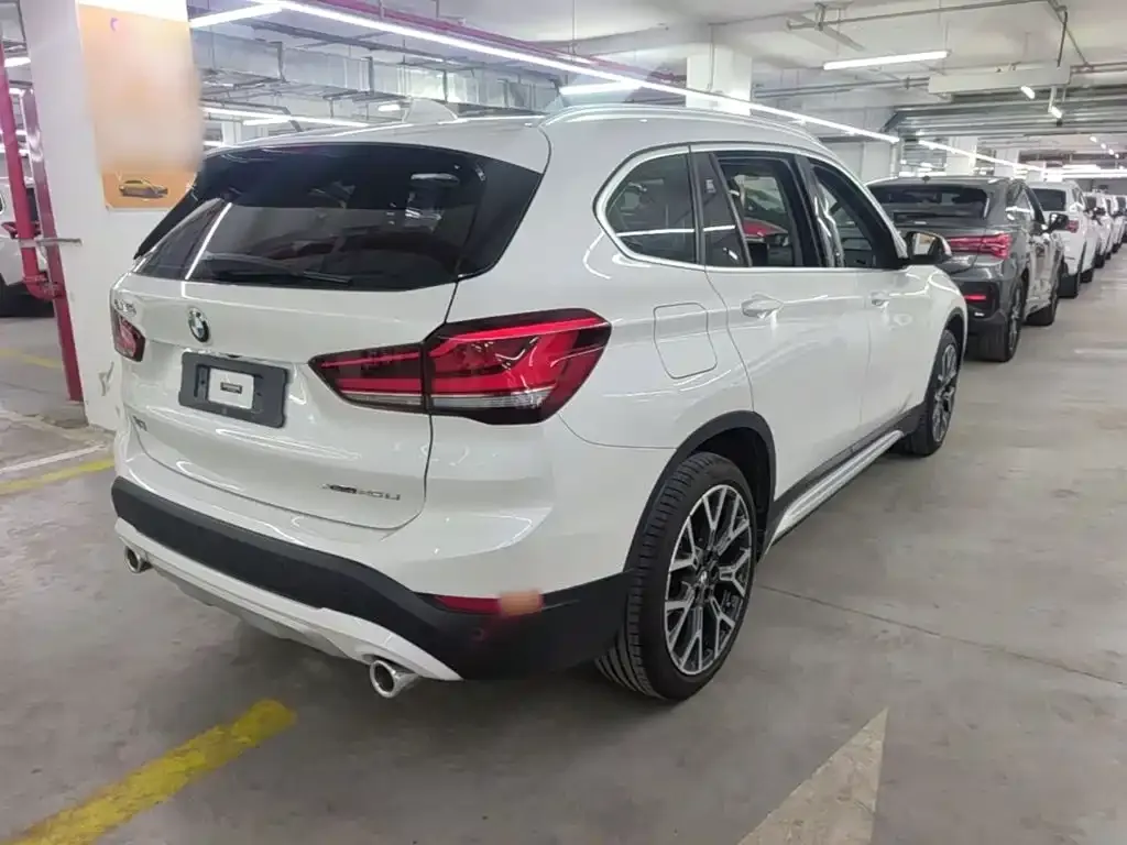 BMW X1 — фото 4
