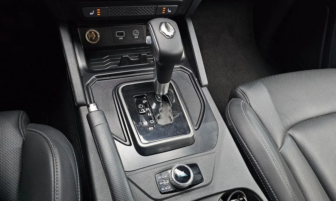 KG Mobility (Ssangyong) Rexton — фото 8