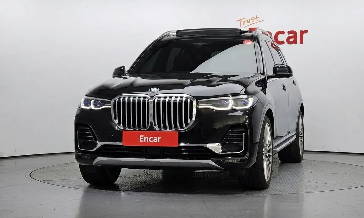 BMW X7 — фото 2
