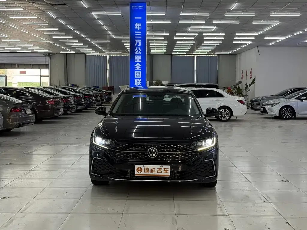 Volkswagen Passat — фото 2
