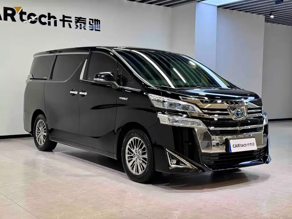 Toyota Vellfire — фото 6