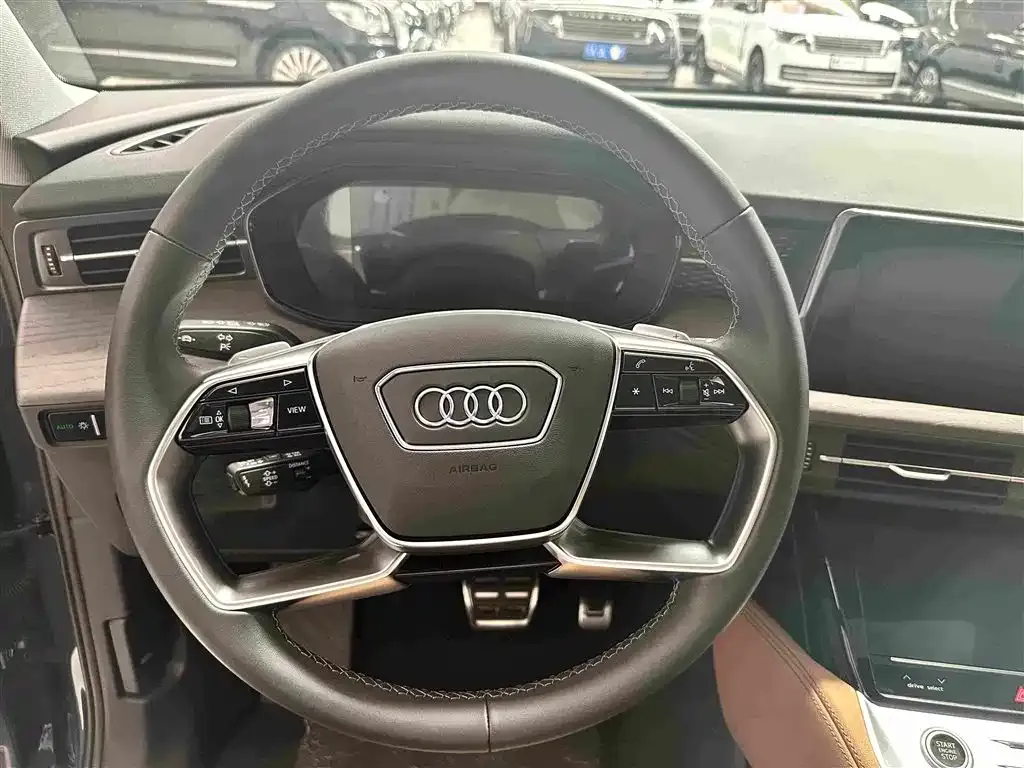 Audi Q6 — фото 4