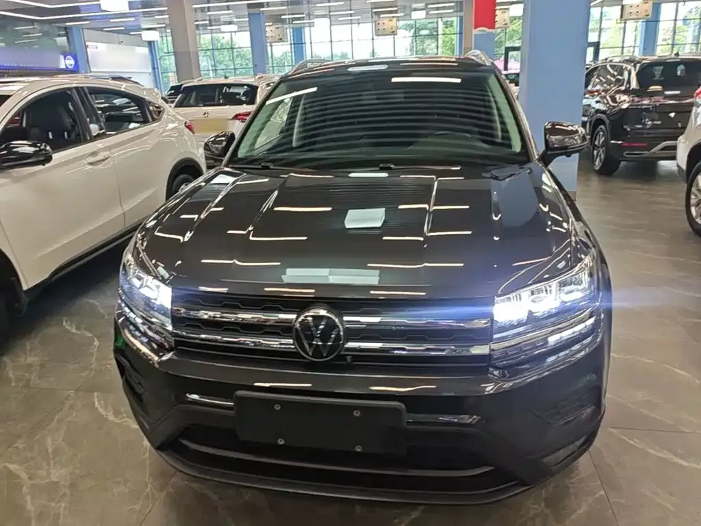 Volkswagen Tharu — фото 9