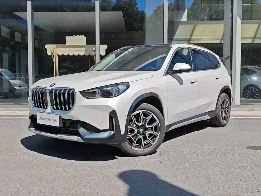 BMW X1 — фото 7