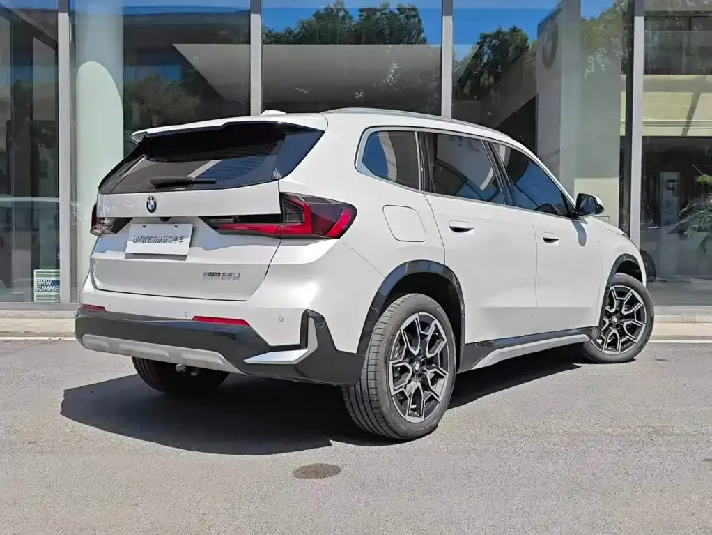 BMW X1 — фото 2