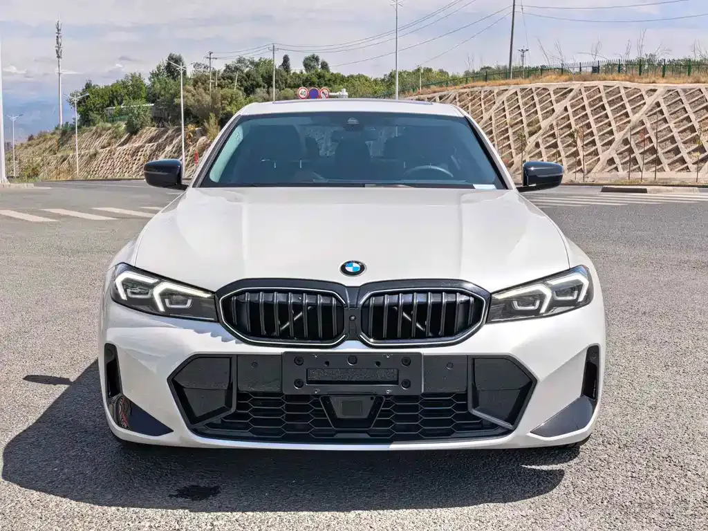BMW 3 Series — фото 1