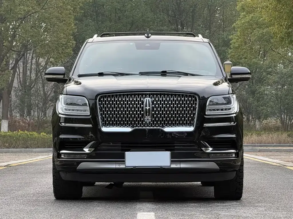 Lincoln Navigator — фото 7