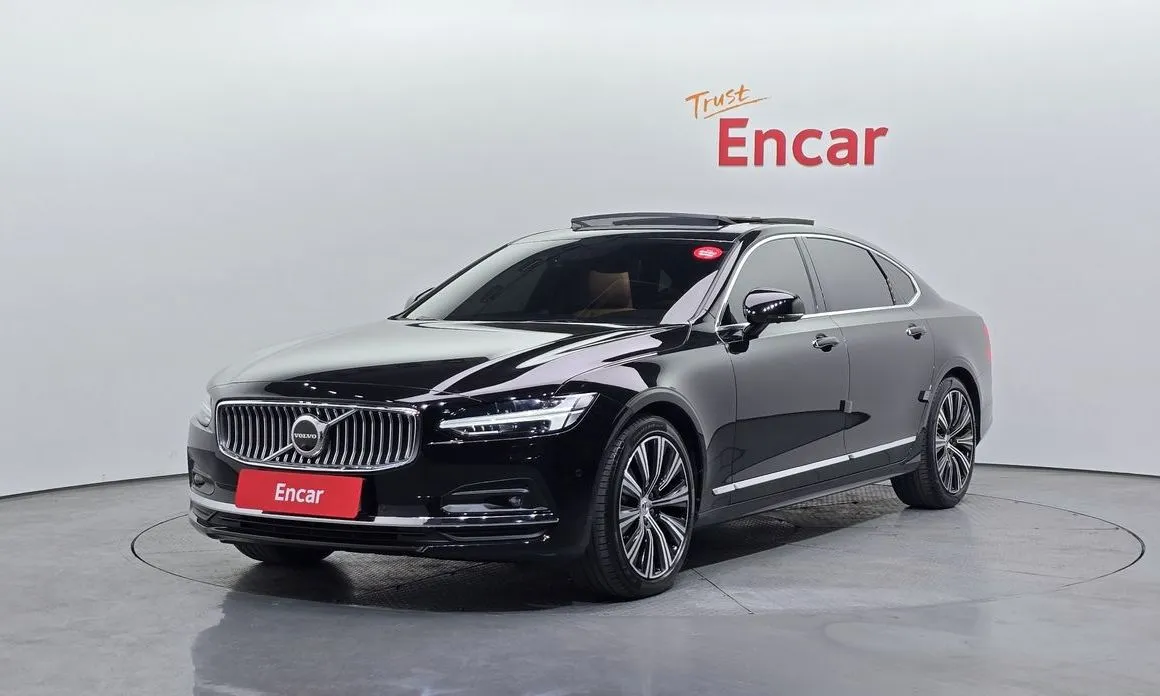Volvo S90 — фото 1