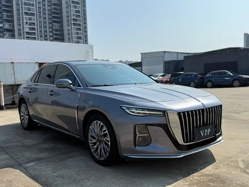 Hongqi H5 — фото 10