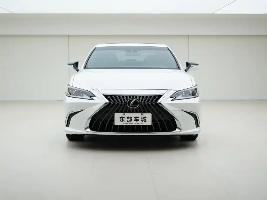 Lexus ES — фото 9