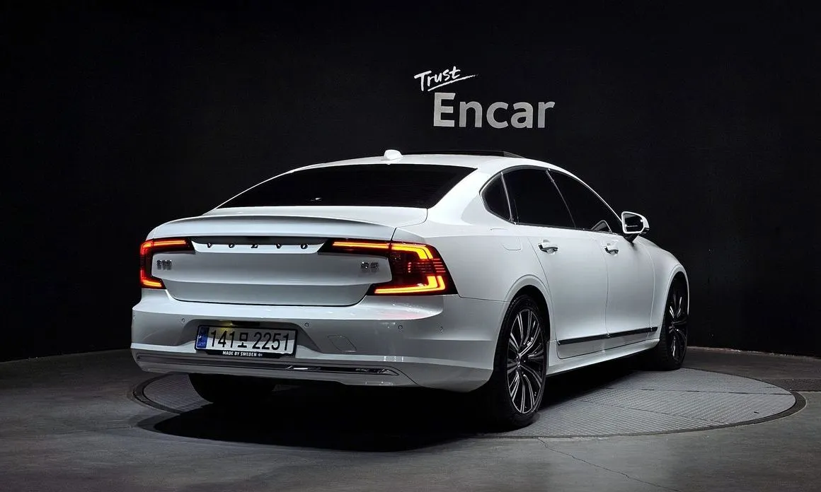 Volvo S90 — фото 4