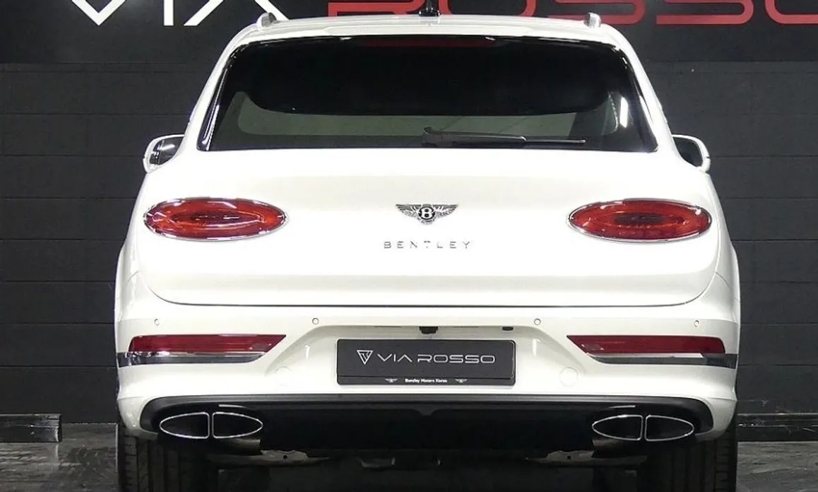 Bentley Bentayga — фото 8