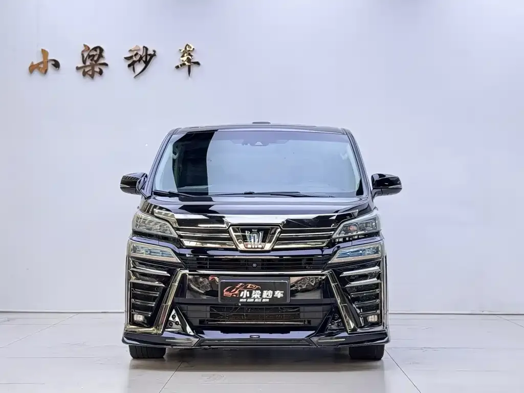 Toyota Vellfire — фото 2