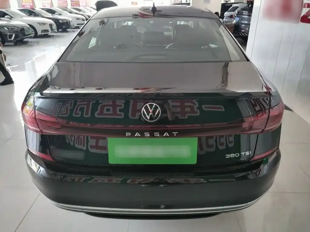 Volkswagen Passat — фото 5