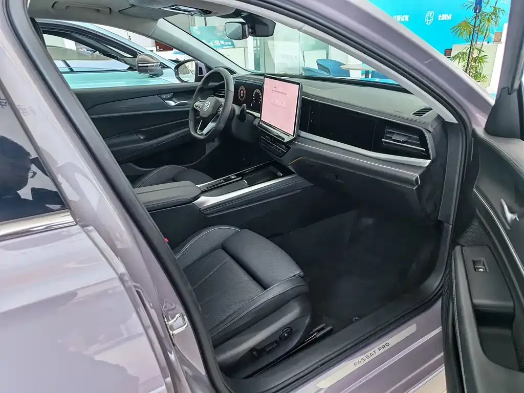 Volkswagen Passat — фото 7