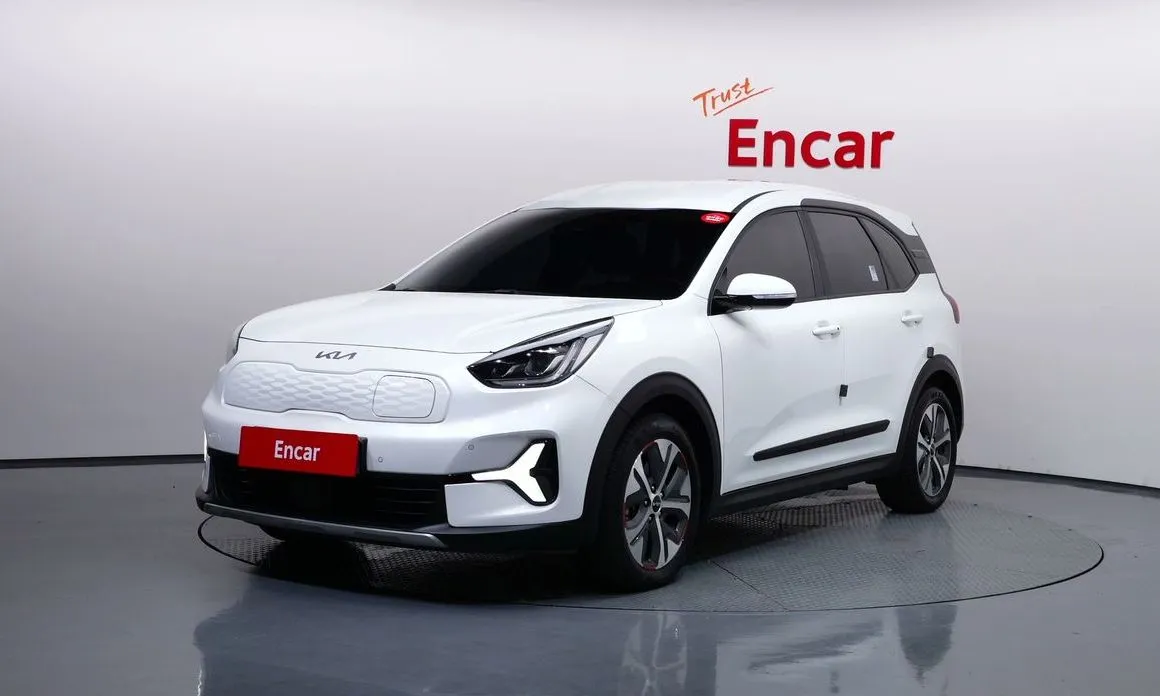 Kia Niro — фото 1