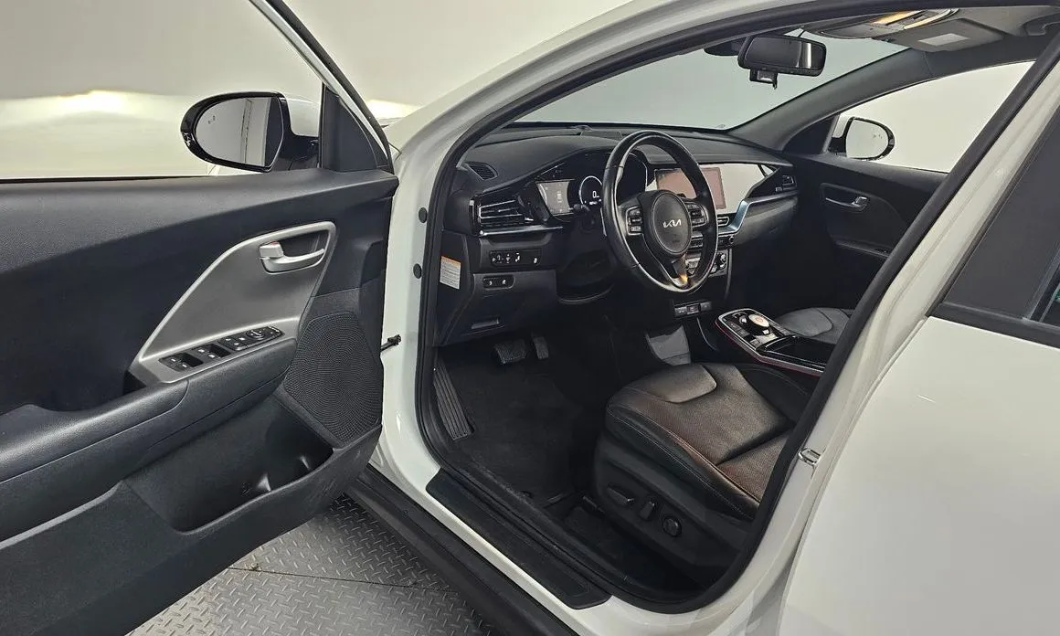 Kia Niro — фото 8