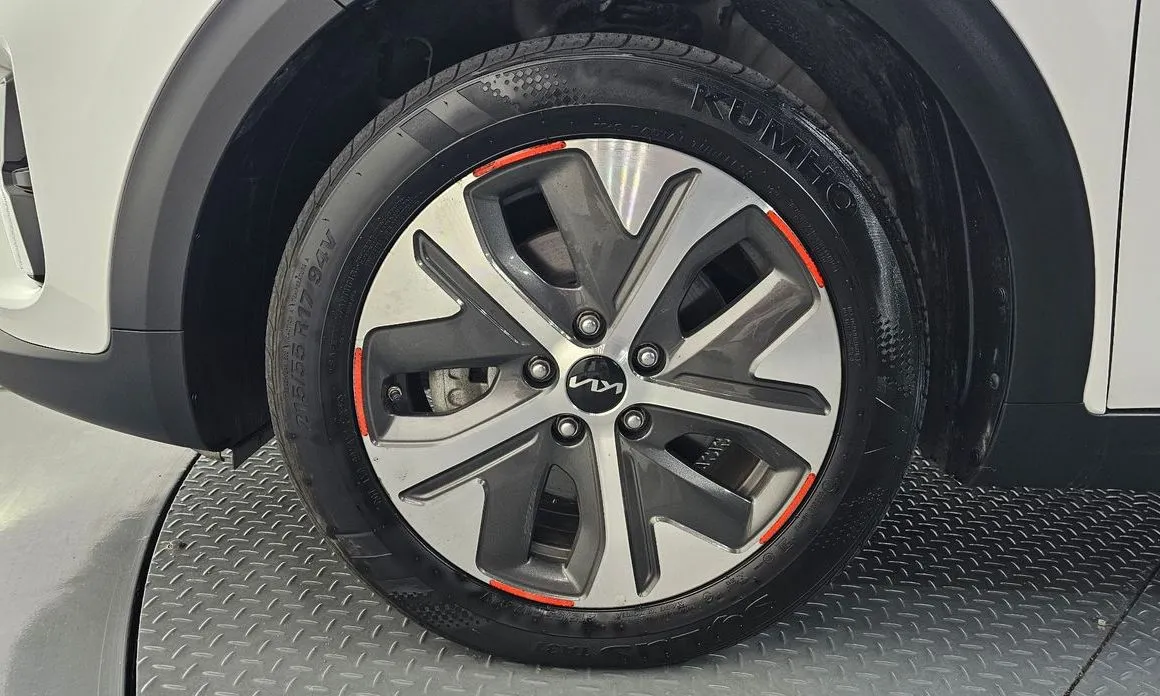 Kia Niro — фото 10