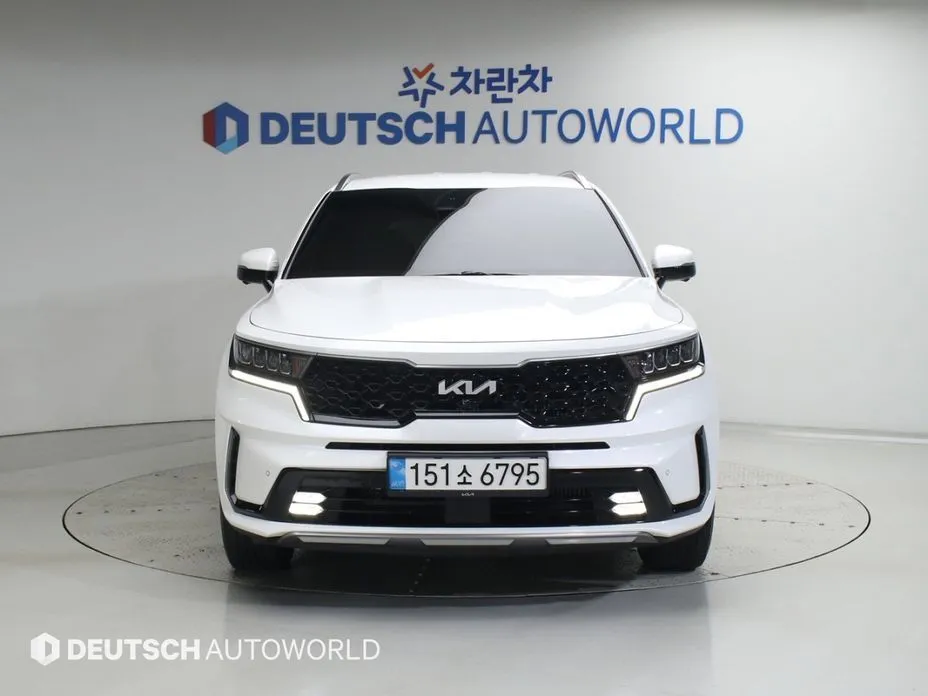 Kia Sorento — фото 8