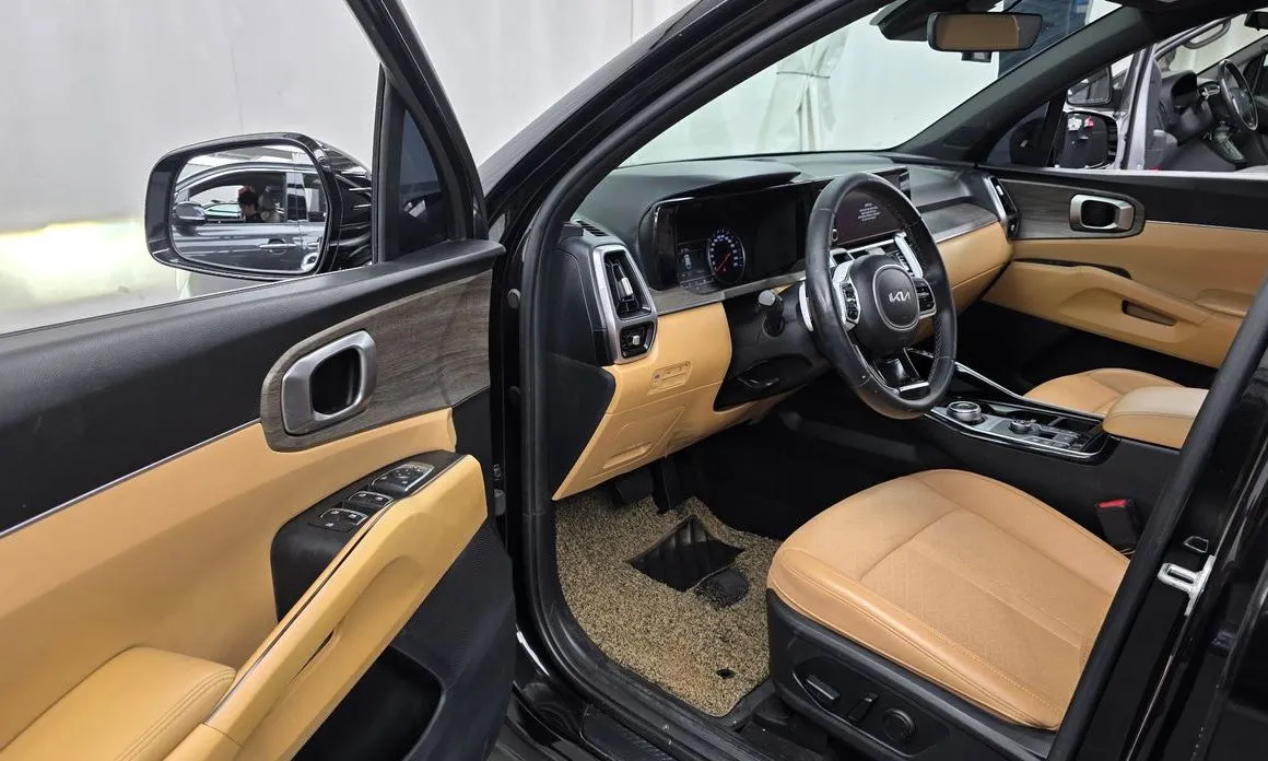 Kia Sorento — фото 9