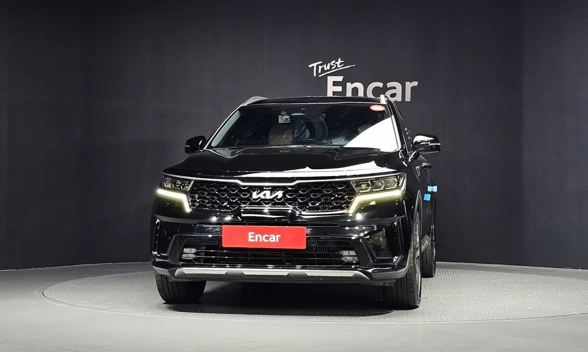 Kia Sorento — фото 6