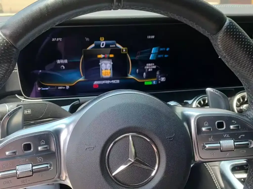 Mercedes-Benz AMG GT — фото 4