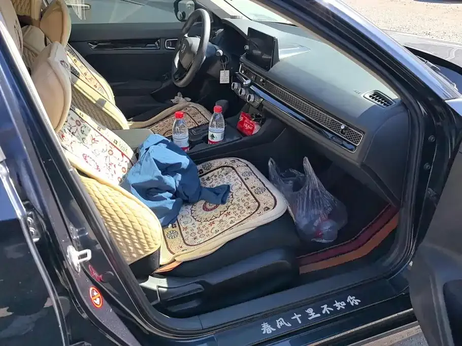 Honda Civic — фото 10
