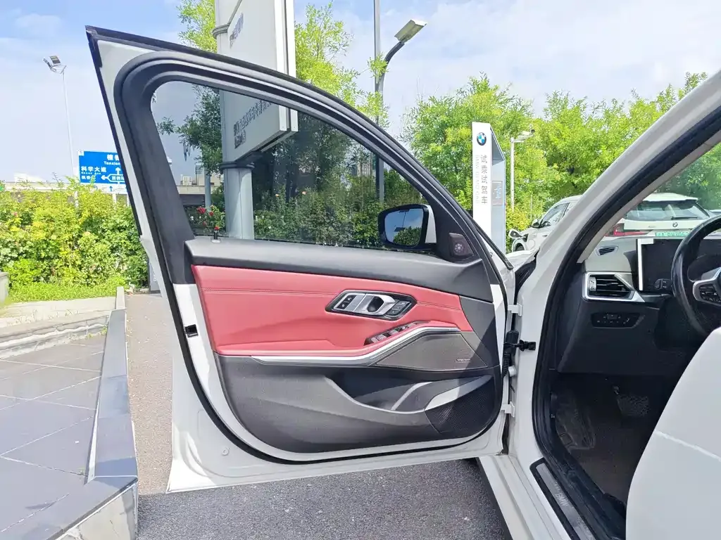 BMW i3 — фото 8
