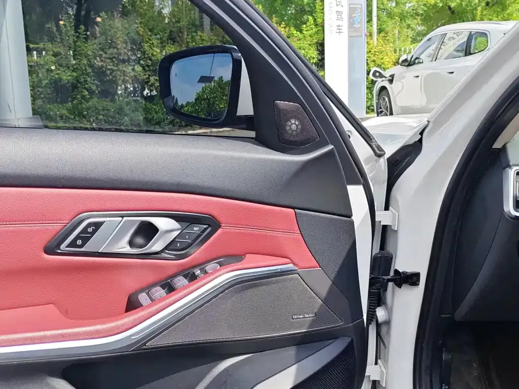 BMW i3 — фото 10