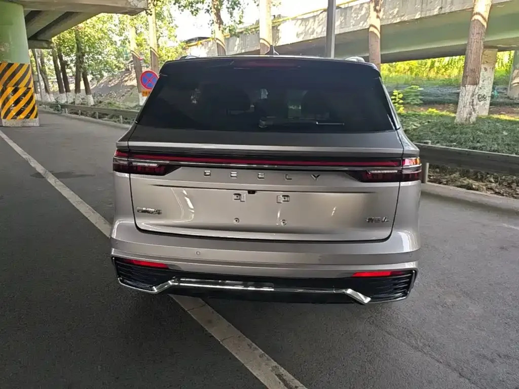 Geely Xingyue L — фото 8