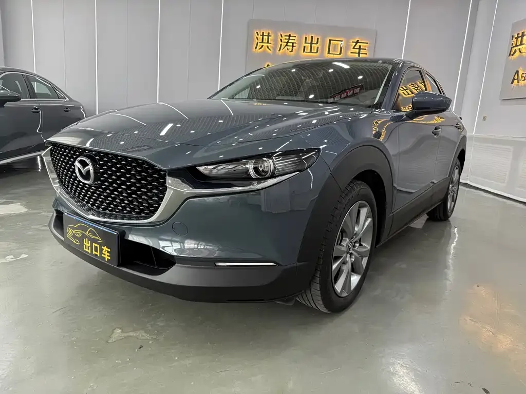 Mazda CX-30 — фото 1
