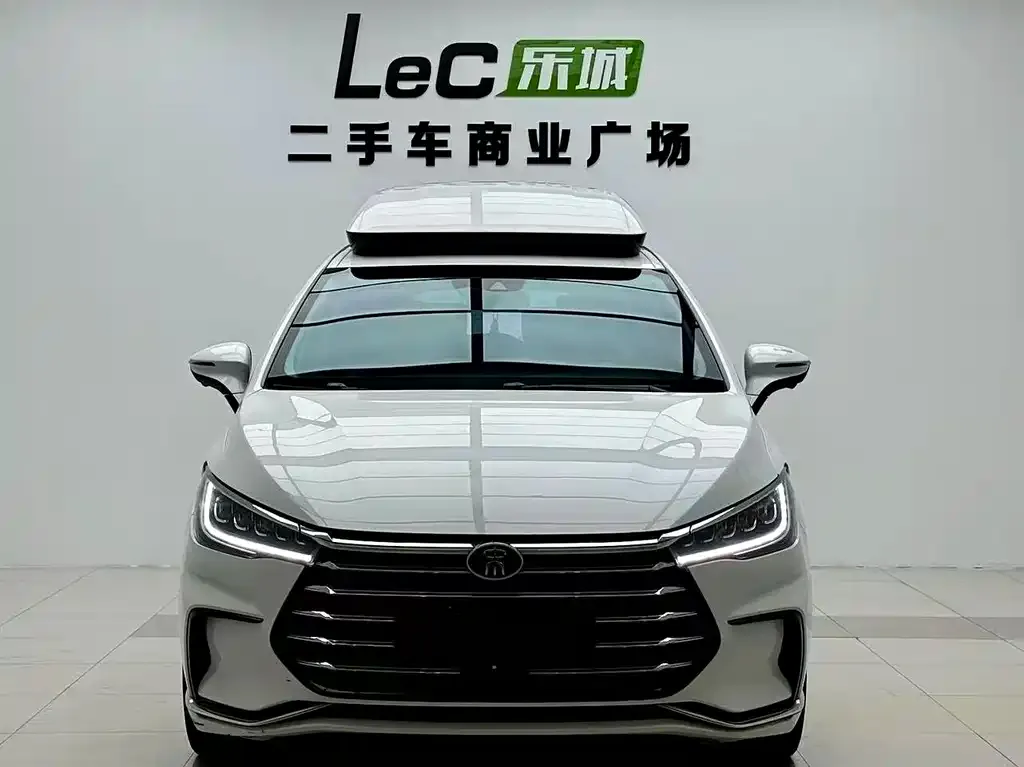 BYD MAX New Energy — фото 7