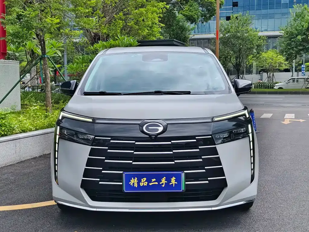 GAC Motor 传祺E8 PHEV — фото 8