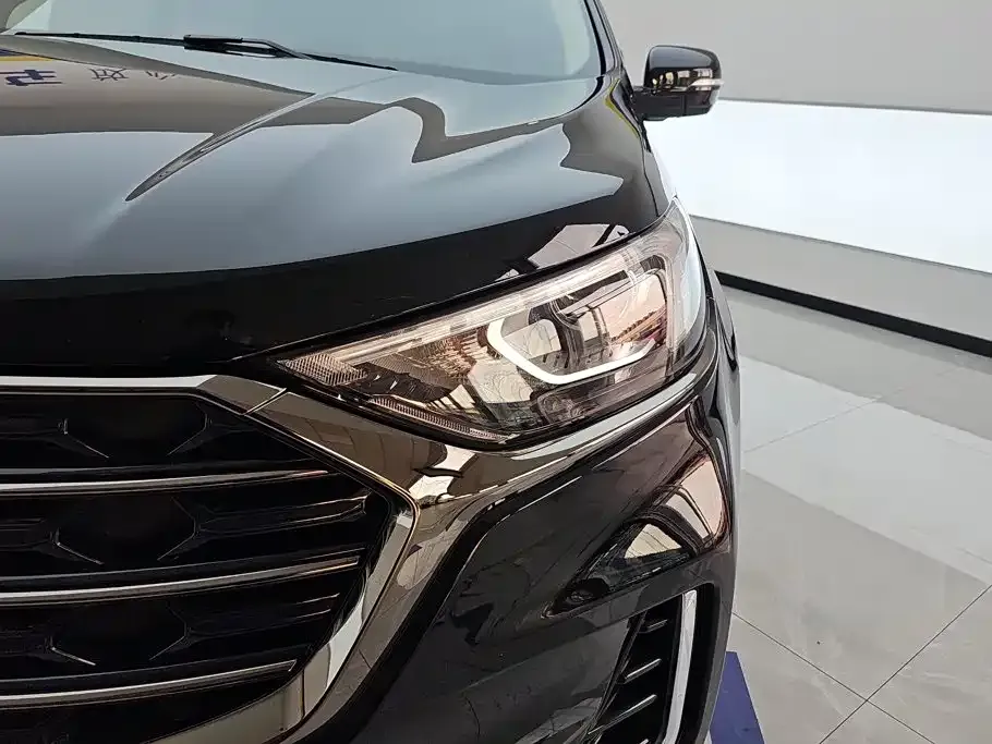 Ford Edge — фото 8