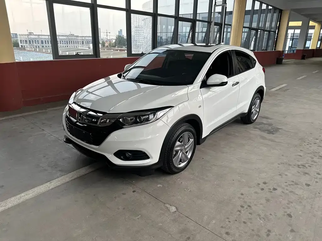 Honda Vezel — фото 1